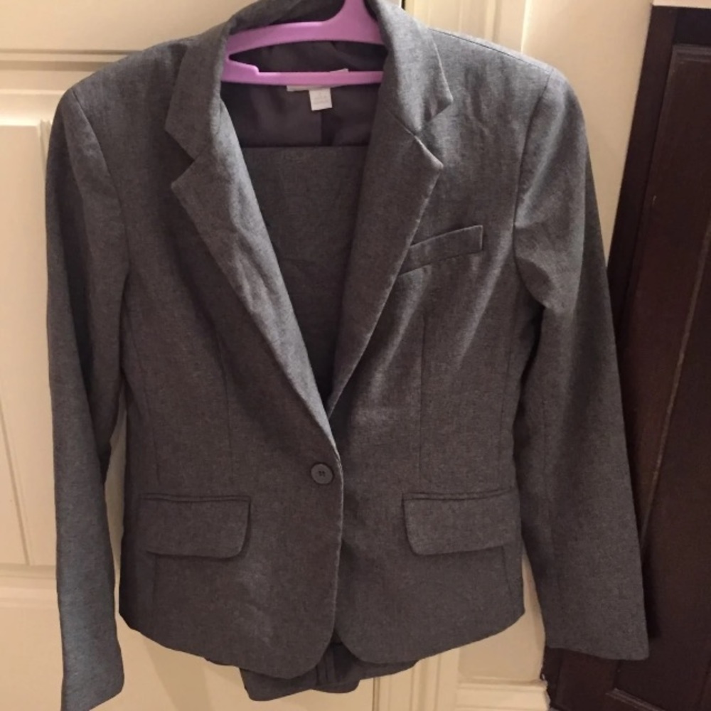 New York & company women’s dress suit 2/4